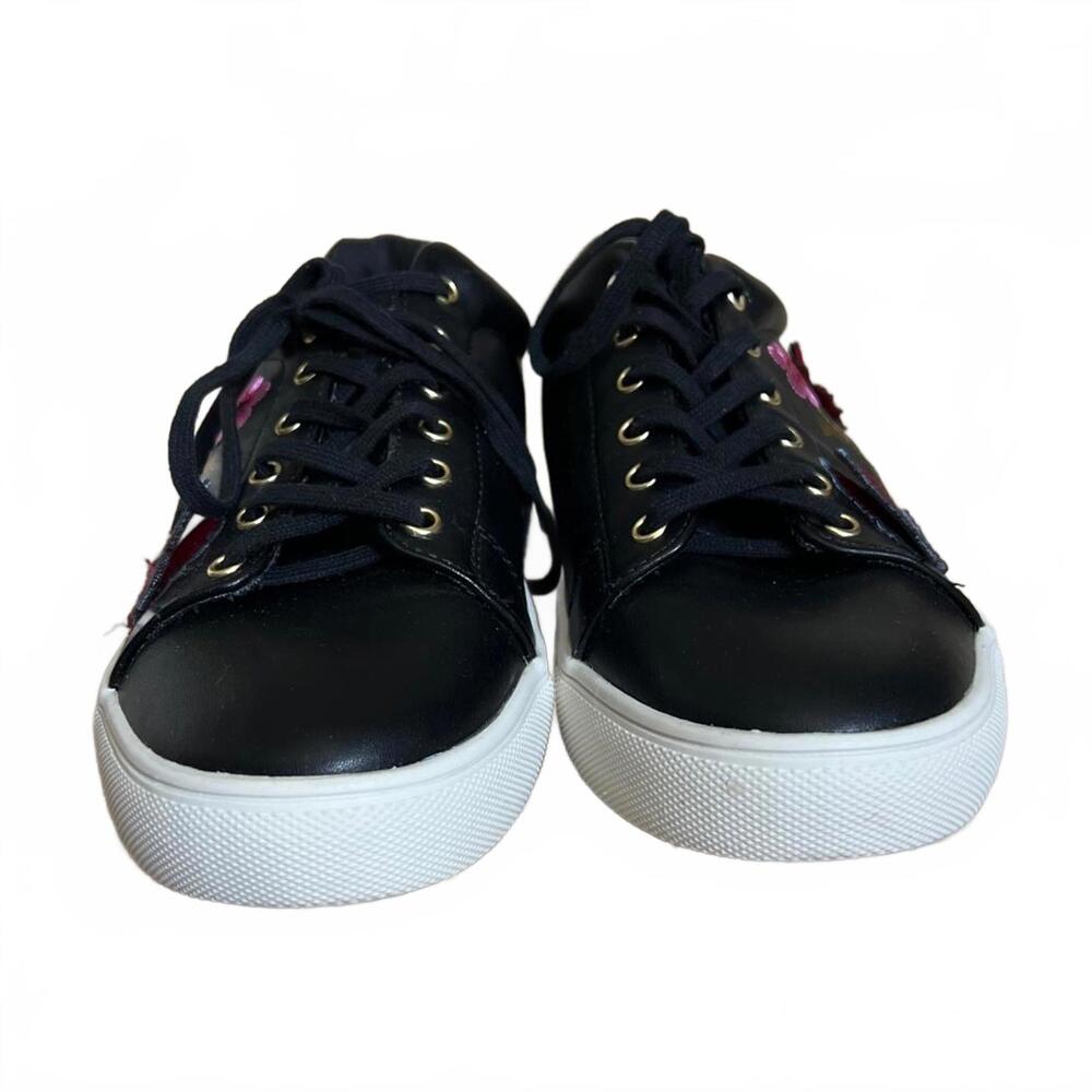 Nanette Lepore Wildflower Embroidered Sneakers Black Faux Leather Size 10M - Picture 4 of 8
